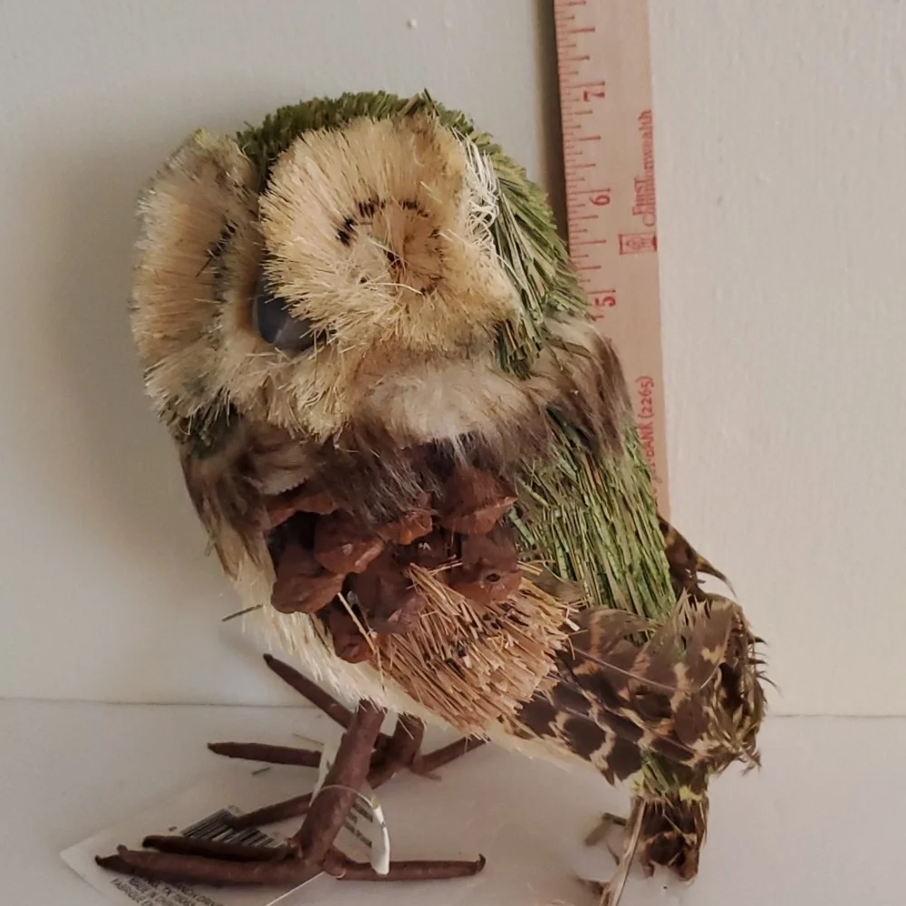 Fall Feathered Straw Animal Owl 8" - Picture 5 of 5